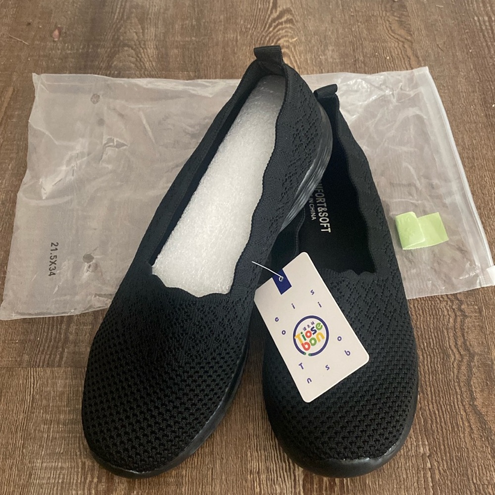 Black causal and comfort walking shoe slight wedge sole very light weight